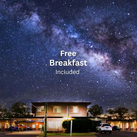 Motel 707 Emerald Luaran gambar