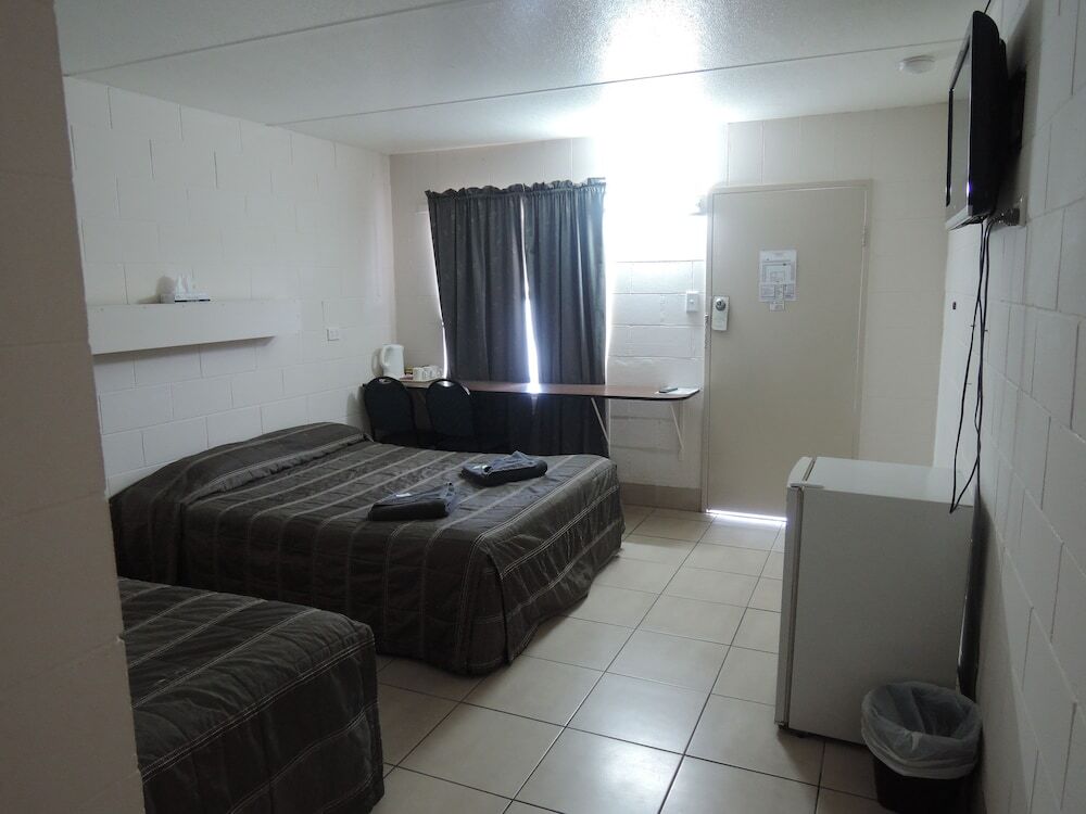 Motel 707 Emerald Luaran gambar